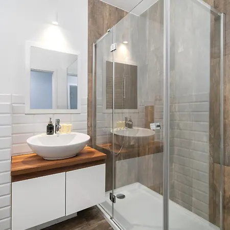 Elegant Jezyce Near Mtp By Renters
