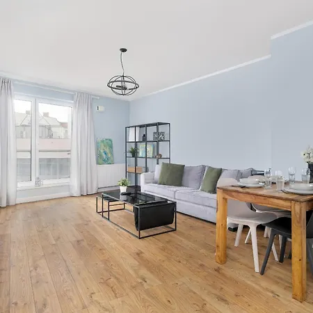Elegant Jezyce Near Mtp By Renters Apartamento *