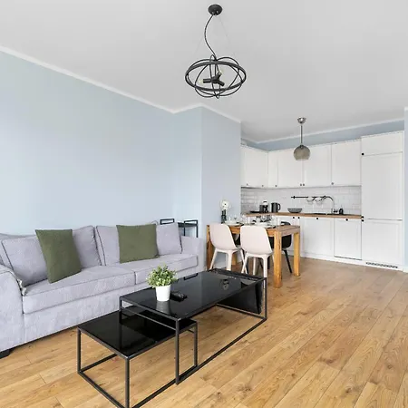 Apartment Elegant Jezyce Near Mtp By Renters *